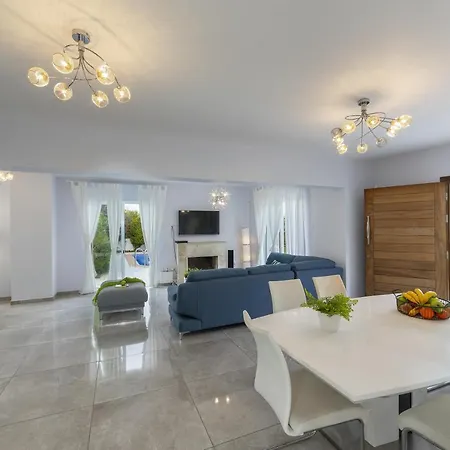 Villa Juliet Protaras